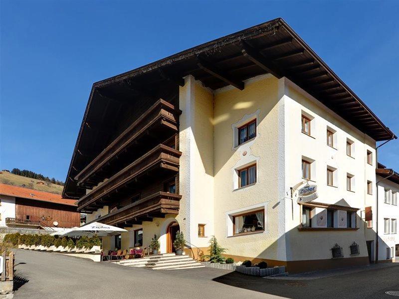 Hotel Traube Fliess Exterior foto