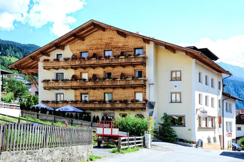 Hotel Traube Fliess Exterior foto